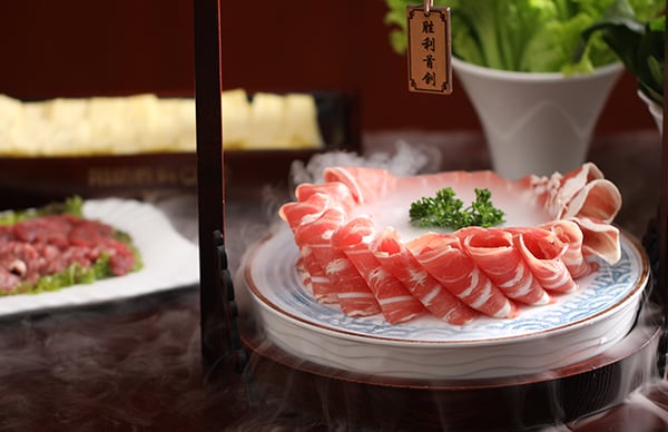 羊肉界“爱马仕”来了!阳坊胜利首发210天霜降羊背尖 羊肉界“爱马仕”来了!阳坊胜利首发210天霜降羊背尖