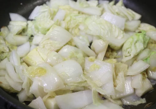 年糕炒白菜家常做法