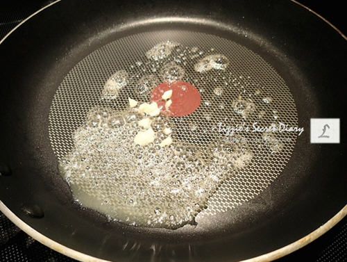 泡菜明太子炒乌龙面
