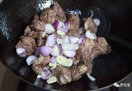 家常红烩牛肉