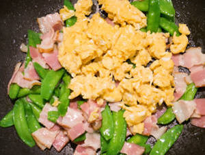 扁豆培根炒甜鸡蛋