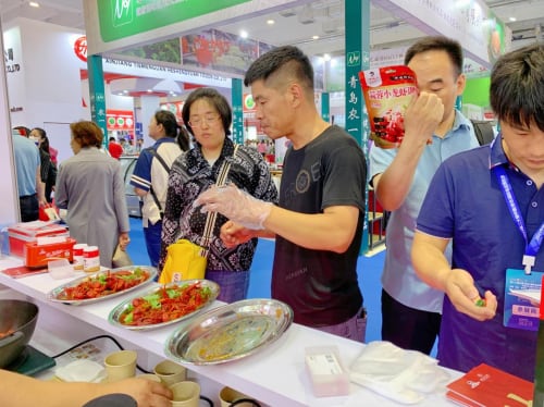 辣成“国民口味”小小辣椒引领新消费时代趋势 辣成“国民口味”小小辣椒引领新消费时代趋势