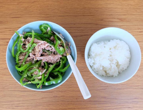 上班族便当：微波炉版青椒丼