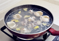 小墨鱼炖豆腐下奶