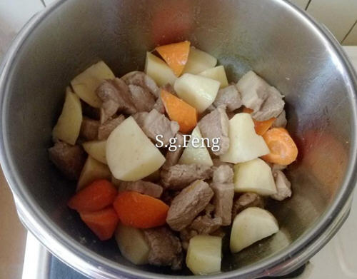 wmf高压锅做土豆炖肉