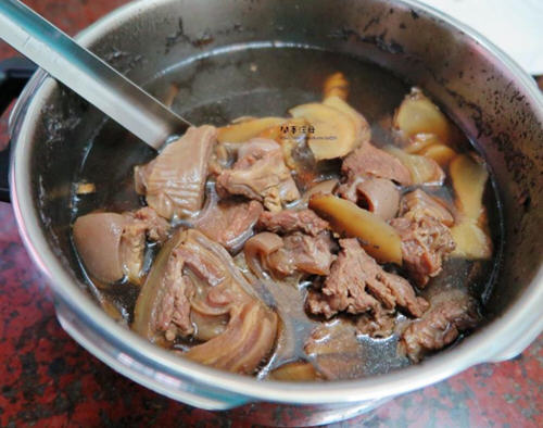 wmf快易锅做白萝卜炖羊肉