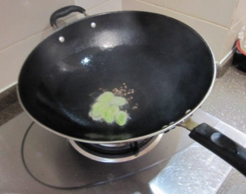 家常醋溜绿豆芽