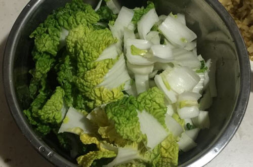 黄心菜炒香肠