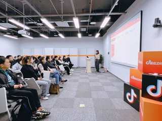 抖音生活服务食力焕新——“餐引力计划”全方位助力商家经营力
