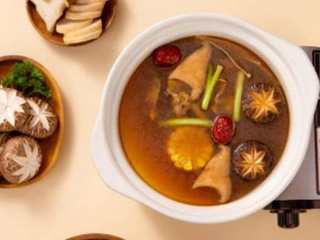 这款野生菌汤都是“好料”，好多饭店都在用