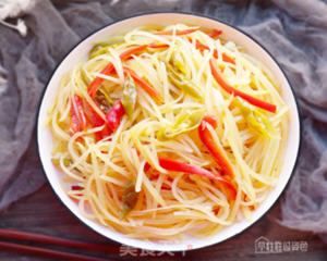 泡椒酸辣土豆丝