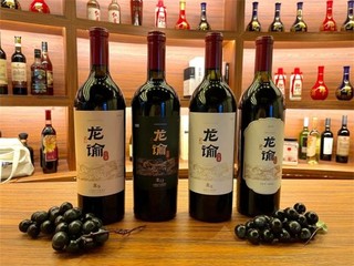《狂飙》中这两人的爱情让人羡慕，可没想到结局不如人意