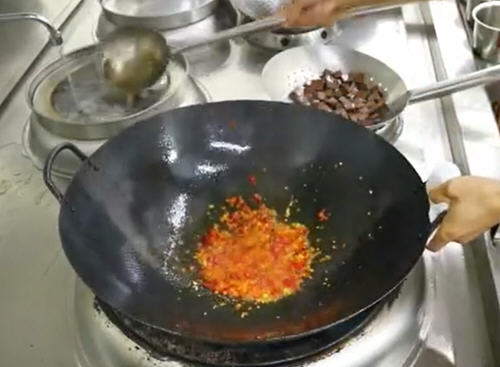 韭菜炒鸭血的正宗做法8 韭菜炒鸭血的正宗做法8