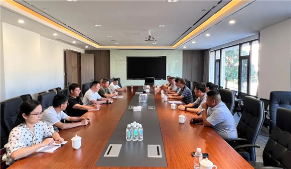 岑溪市政协主席韦学文一行莅临南部（岑溪）石材循环生态产业园调研(图2)