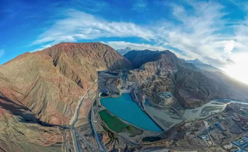 新疆水泥:护航大国重器 见证大石峡蓄水丰碑(图3) 新疆水泥:护航大国重器 见证大石峡蓄水丰碑(图3)