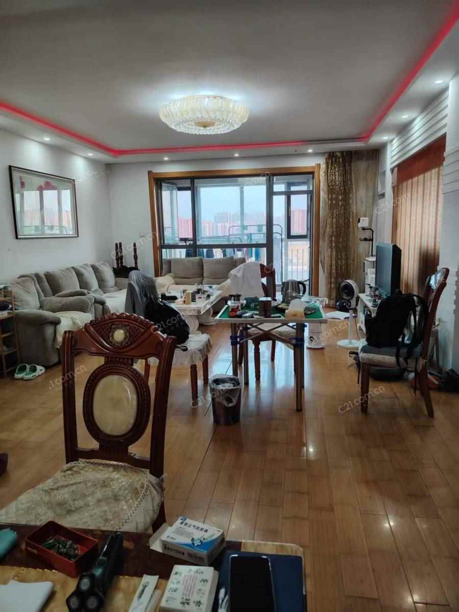 客厅