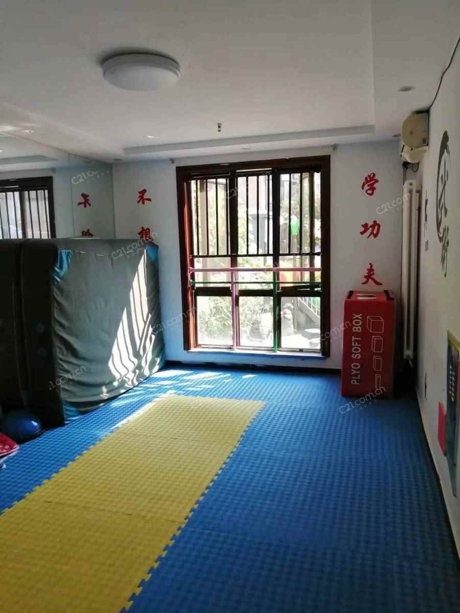 客厅