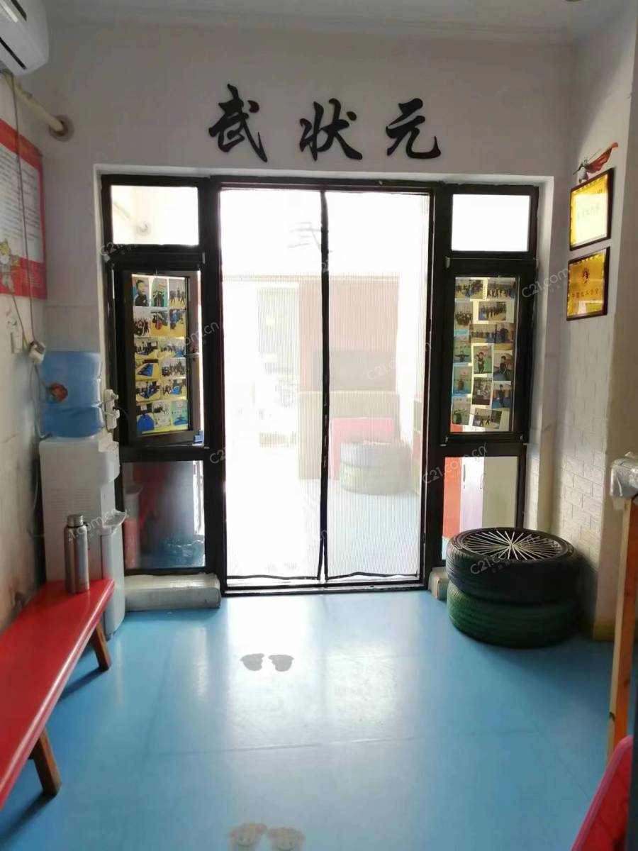 客厅