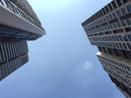 网友投诉开发商恶意降价销售楼盘,房价大幅波动的原因是什么?(图1) 网友投诉开发商恶意降价销售楼盘,房价大幅波动的原因是什么?(图1)